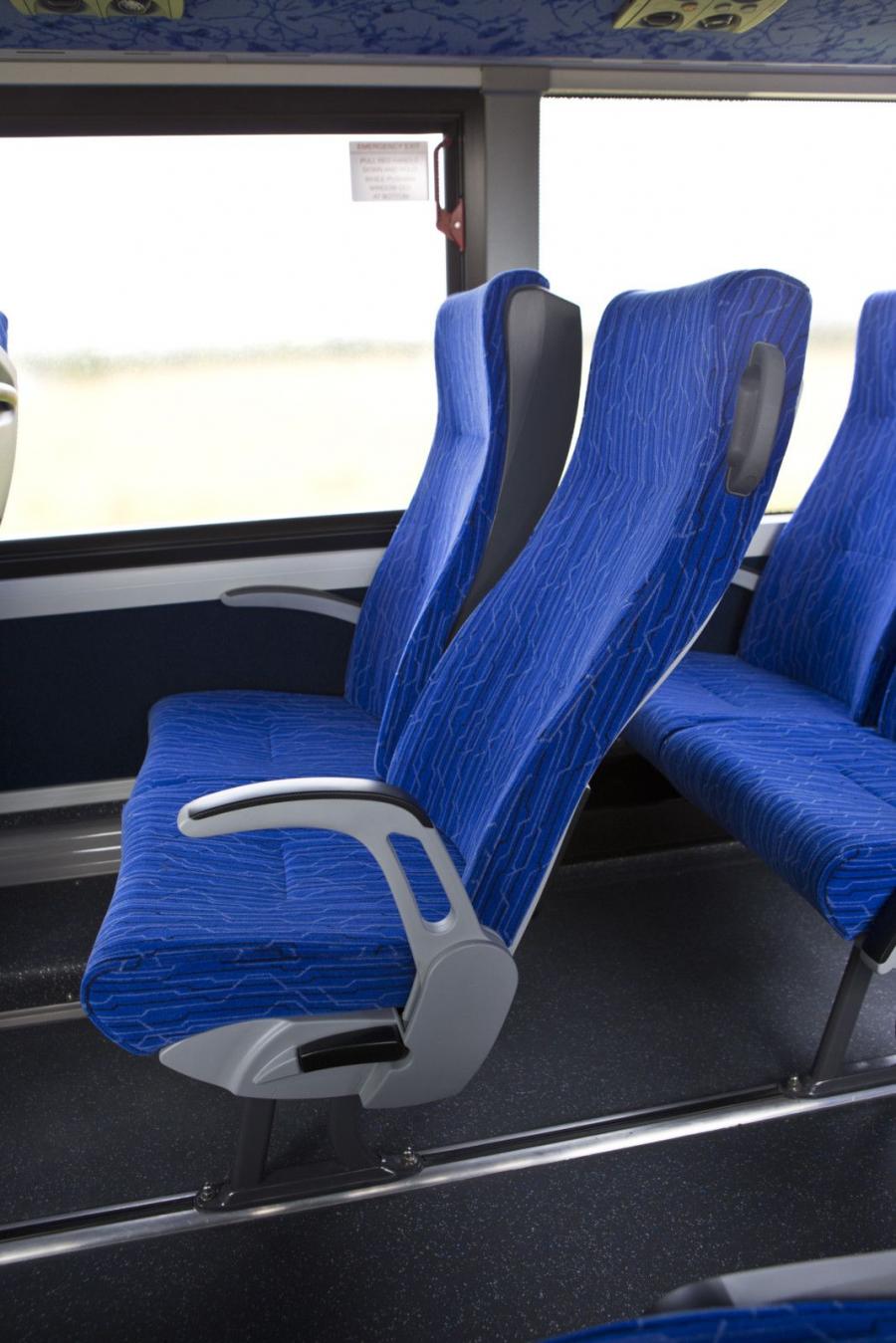 Интерьер Alexander Dennis Enviro500 2014 года  (NA) (фото 6 из 23)